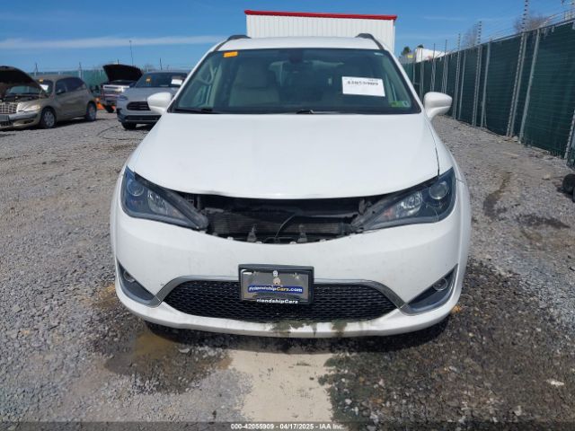 2C4RC1BG4HR511288 Chrysler Pacifica Touring-l