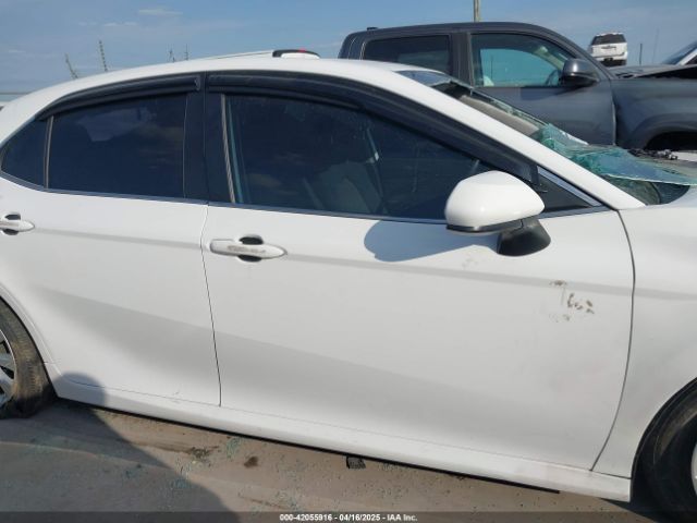 4T1C11AK8LU342613 Toyota CAMRY LE