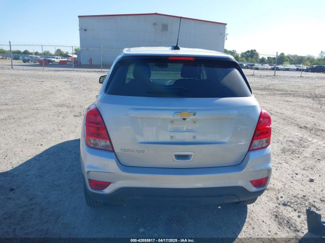 3GNCJNSBXKL405219 Chevrolet TRAX LS
