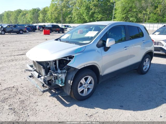 3GNCJNSBXKL405219 Chevrolet TRAX LS