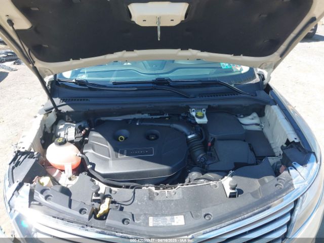 5LMCJ1C9XJUL03767 Lincoln Mkc Premiere
