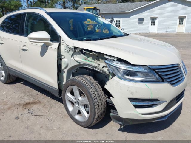 5LMCJ1C9XJUL03767 Lincoln Mkc Premiere