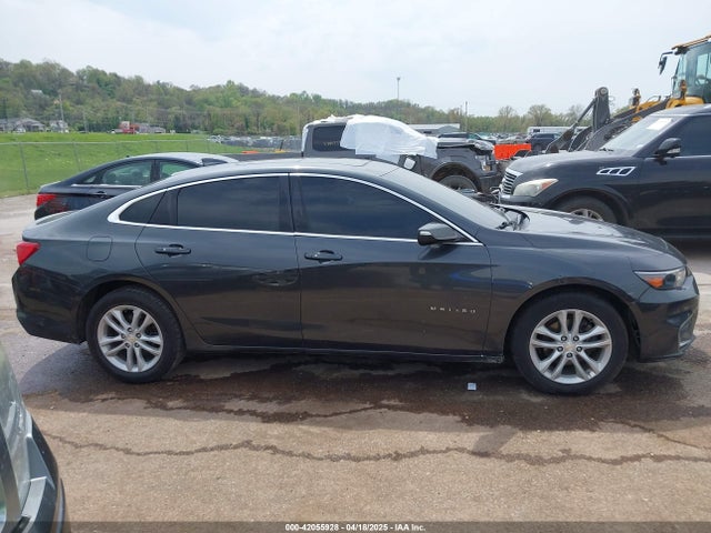 1G1ZE5STXHF129653 Chevrolet MALIBU 1LT