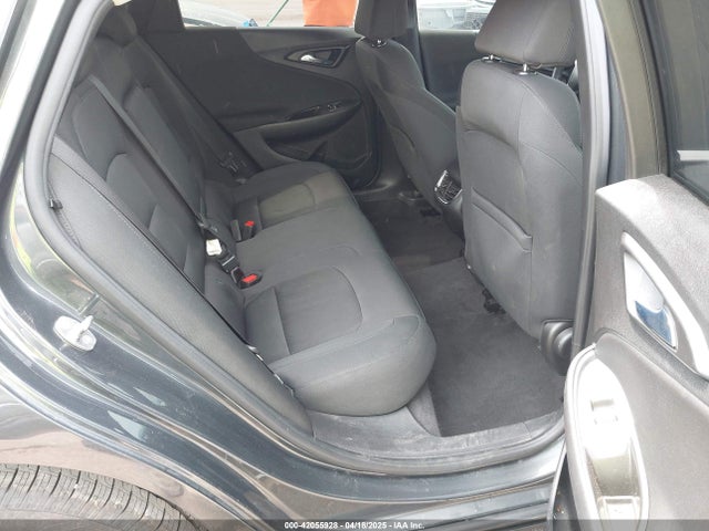 1G1ZE5STXHF129653 Chevrolet MALIBU 1LT