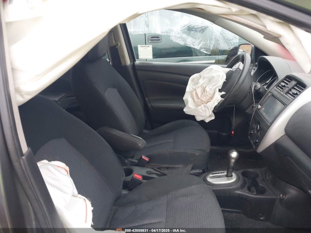 3N1CN7AP5KL875716 Nissan Versa 1.6 Sv