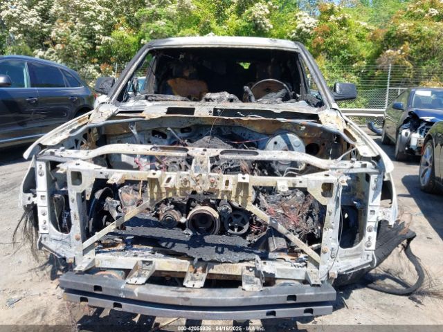 1GNSKJKC0FR268882 Chevrolet Suburban 1500 Lt
