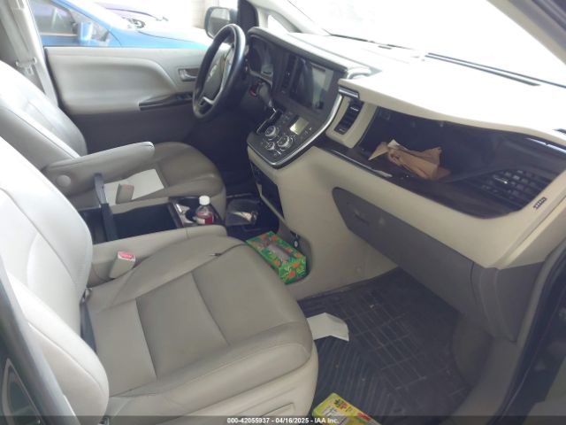 5TDDK3DC9FS104493 Toyota Sienna Xle Premium 7 Passenger