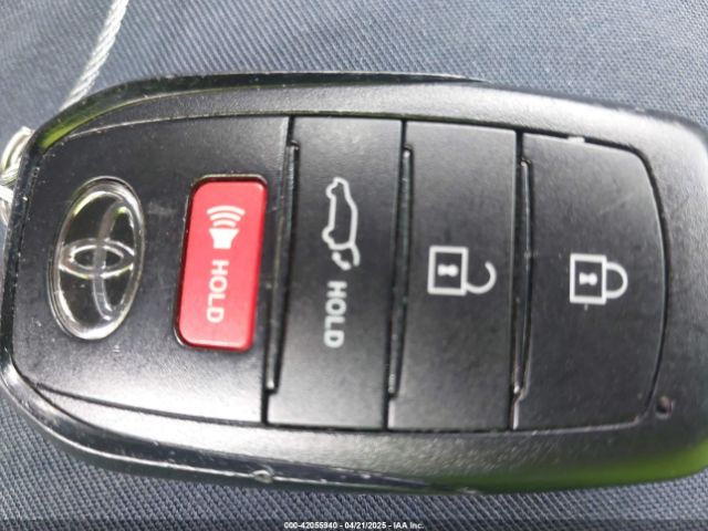 7MUDAAAG2PV070046 Toyota Corolla Cross Xle