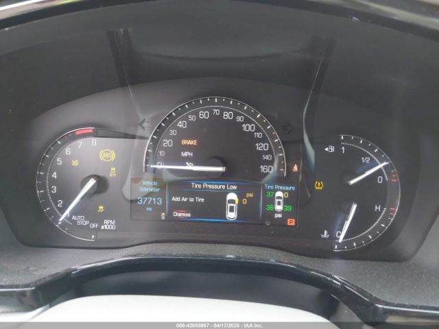 1GYKNCRS0JZ133560 Cadillac XT5 LUXURY