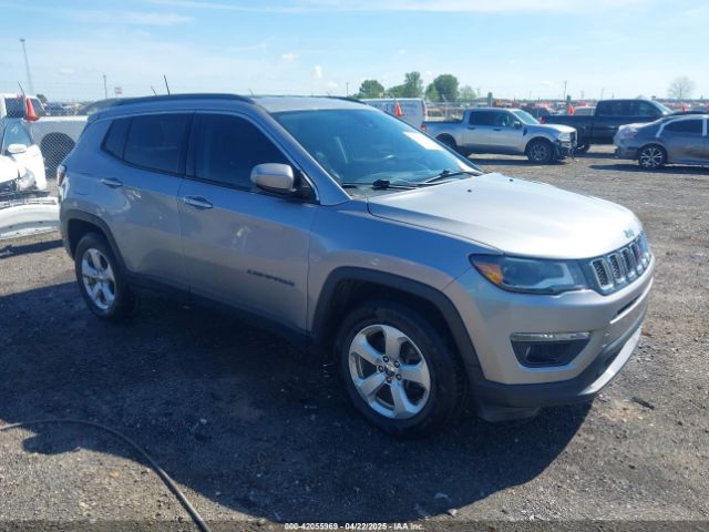 3C4NJDBB2JT331854 Jeep Compass Latitude 4x4