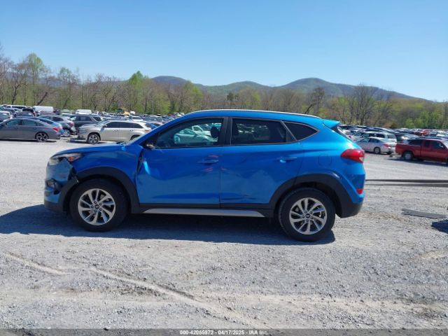 KM8J3CA41HU386815 Hyundai TUCSON SE
