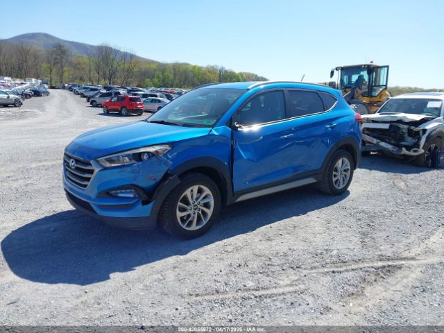 KM8J3CA41HU386815 Hyundai TUCSON SE