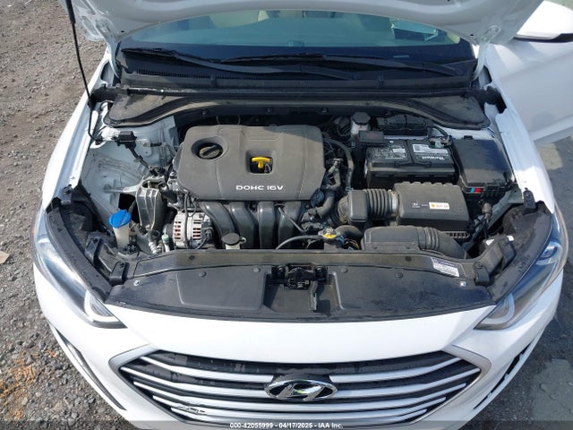 5NPD74LF1JH233121 Hyundai ELANTRA SE