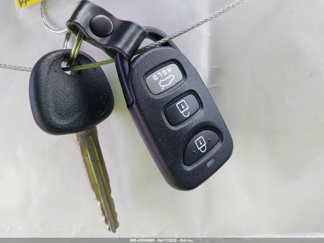5NPD74LF1JH233121 Hyundai ELANTRA SE