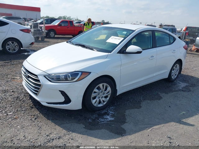 5NPD74LF1JH233121 Hyundai ELANTRA SE