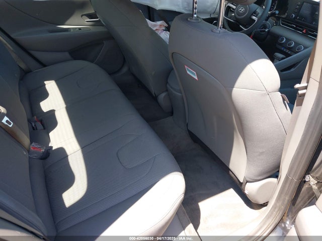 KMHLL4AG8PU612601 Hyundai ELANTRA SE