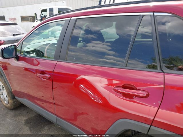 2T3H1RFVXKW051091 Toyota RAV4 LE