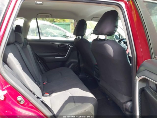 2T3H1RFVXKW051091 Toyota RAV4 LE