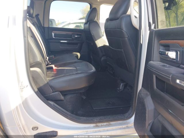 1C6RR7VM7ES480087 RAM 1500 Laramie