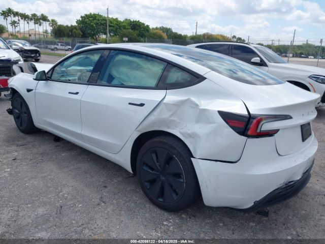2025 TESLA MODEL 3 5YJ3E1EA7SF903675 Photo 2