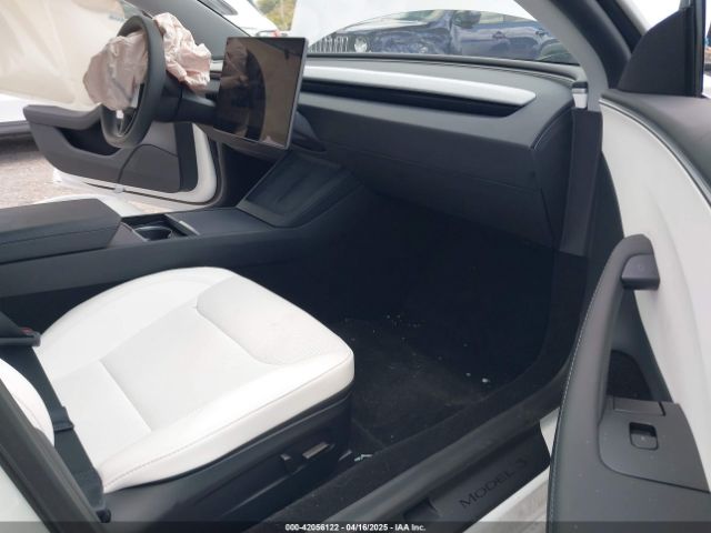 2025 TESLA MODEL 3 5YJ3E1EA7SF903675 Photo 4