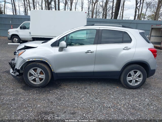KL7CJLSB3JB639471 Chevrolet Trax Lt