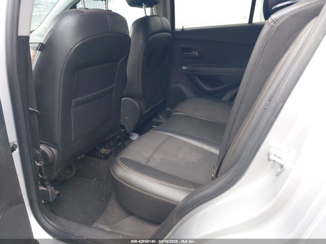 KL7CJLSB3JB639471 Chevrolet Trax Lt