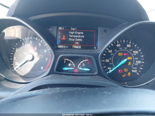 1FMCU0GDXHUB66813 Ford ESCAPE SE
