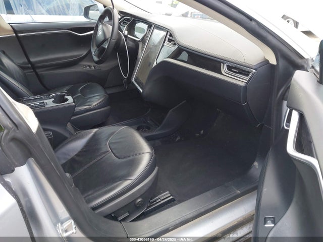 2013 TESLA MODEL S 5YJSA1DG7DFP11382 Photo 4