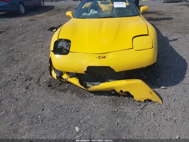 42056241 :رقم المزاد ، 1G1YY32G2Y5119778 vin ، 2000 Chevrolet Corvette مزاد بيع
