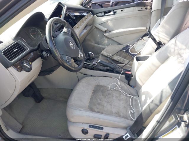 1VWCM7A31EC068586 Volkswagen Passat 3.6l V6 Sel Premium