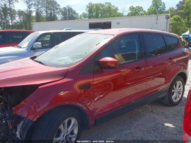 1FMCU0GD3KUA58413 Ford ESCAPE SE