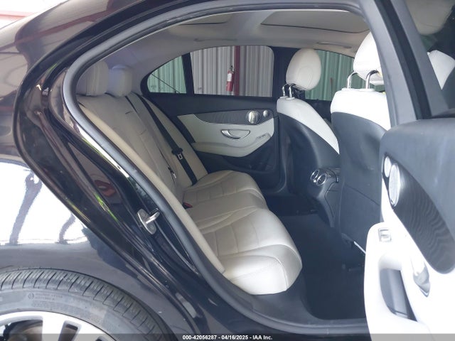 55SWF4HB9HU231092 Mercedes-Benz C 350e Luxury