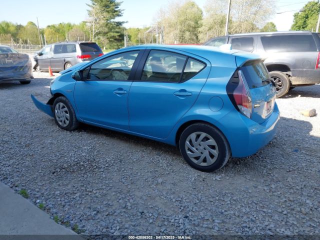 JTDKDTB38F1097487 Toyota Prius C One