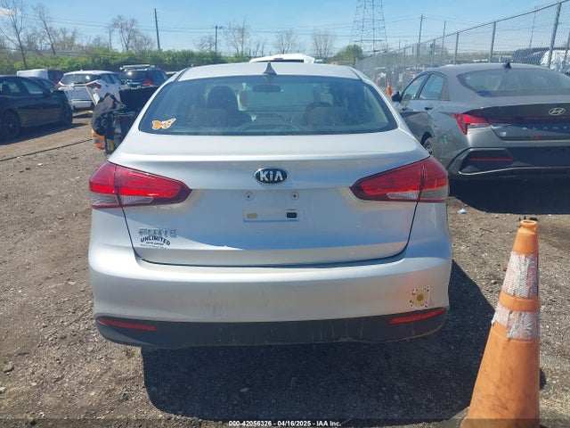 KIA FORTE LX 2017 3KPFK4A74HE025025 Image 17