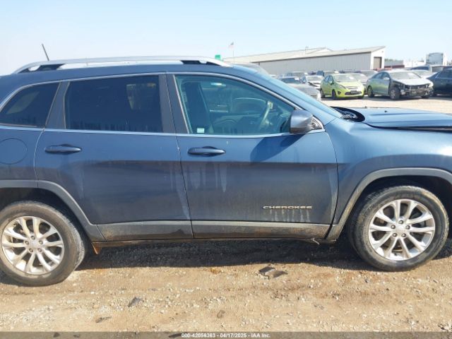 1C4PJLCBXKD381863 Jeep Cherokee Latitude Fwd