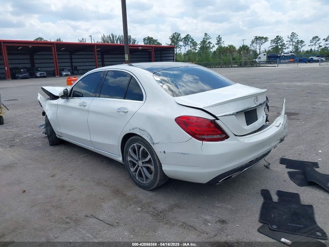 55SWF4KB9FU033439 Mercedes-Benz C 300 4matic/luxury 4matic/sport 4matic