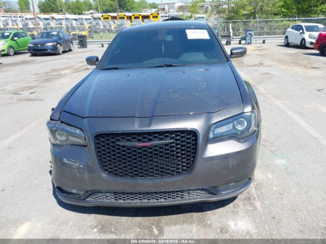 2C3CCABG1NH259933 Chrysler 300 S