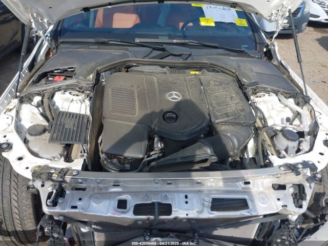 W1KAF4GB8NR016960 Mercedes-Benz C 300 Sedan