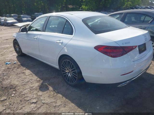 W1KAF4GB8NR016960 Mercedes-Benz C 300 Sedan