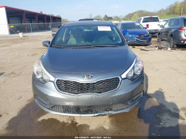 KNAFX4A63G5537603 KIA FORTE LX