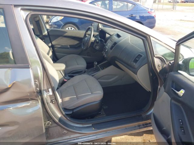 KNAFX4A63G5537603 KIA FORTE LX