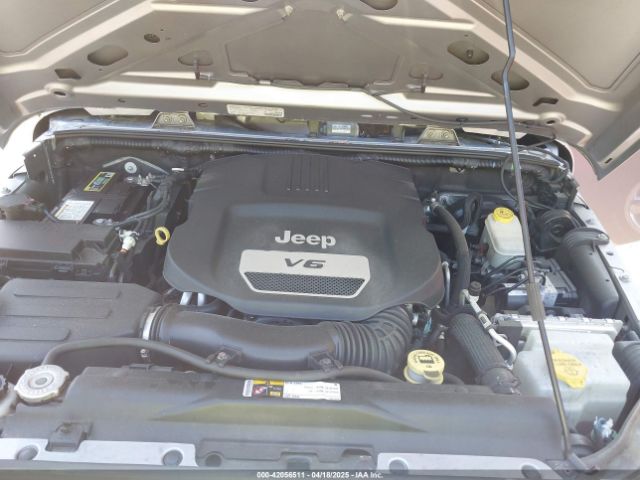 1C4HJWDG6EL310007 Jeep Wrangler Unlimited Sport