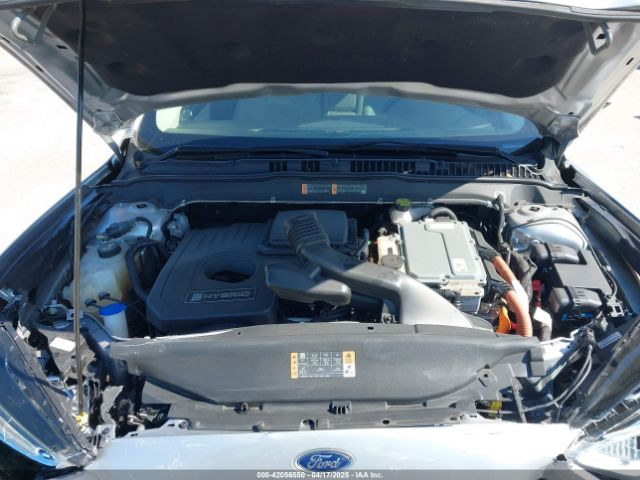 3FA6P0RU8JR247673 Ford Fusion Hybrid Titanium