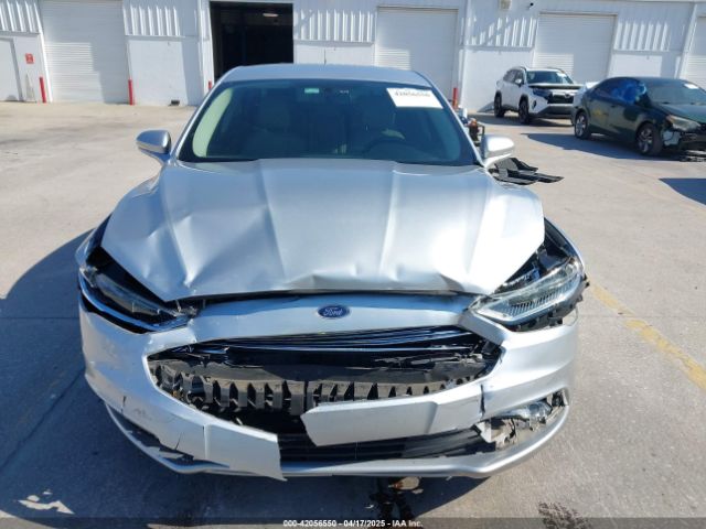 3FA6P0RU8JR247673 Ford Fusion Hybrid Titanium