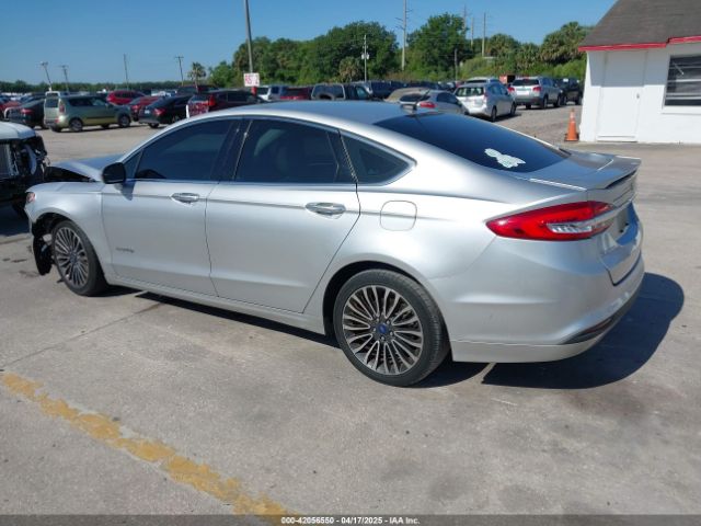 3FA6P0RU8JR247673 Ford Fusion Hybrid Titanium