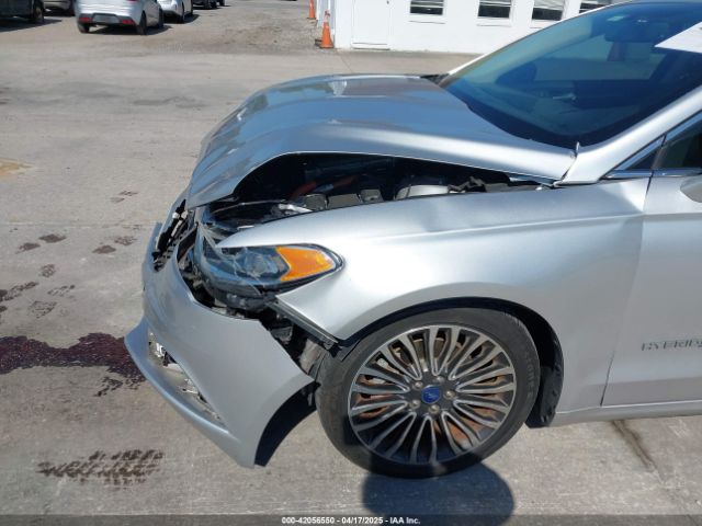 3FA6P0RU8JR247673 Ford Fusion Hybrid Titanium