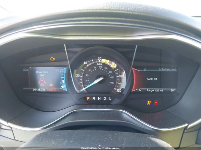 3FA6P0RU8JR247673 Ford Fusion Hybrid Titanium
