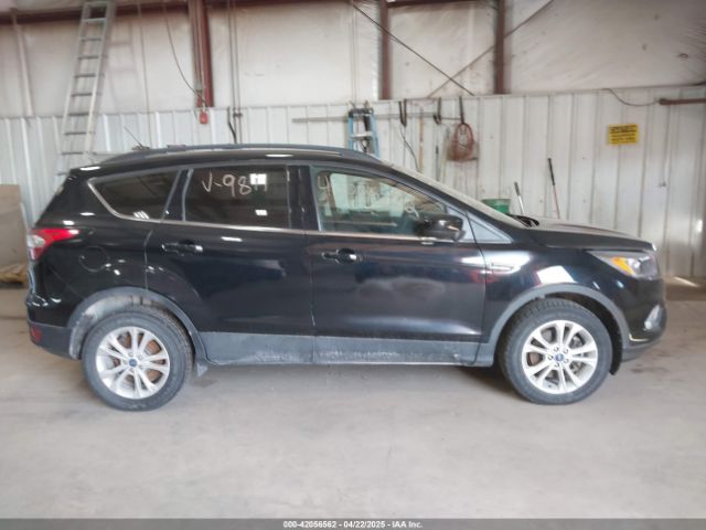 1FMCU9GD9JUD49811 Ford ESCAPE SE