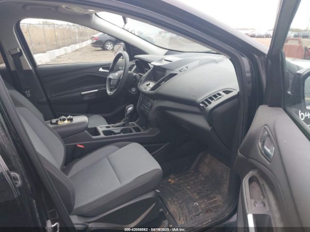 1FMCU9GD9JUD49811 Ford ESCAPE SE